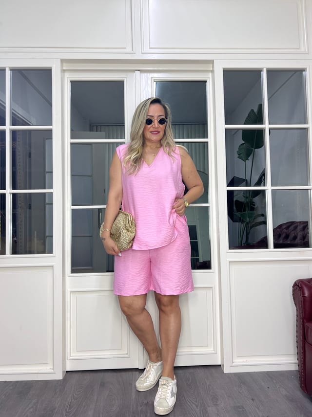 A02590 pembe ayrobin kumaş beli lastikli şort takım
