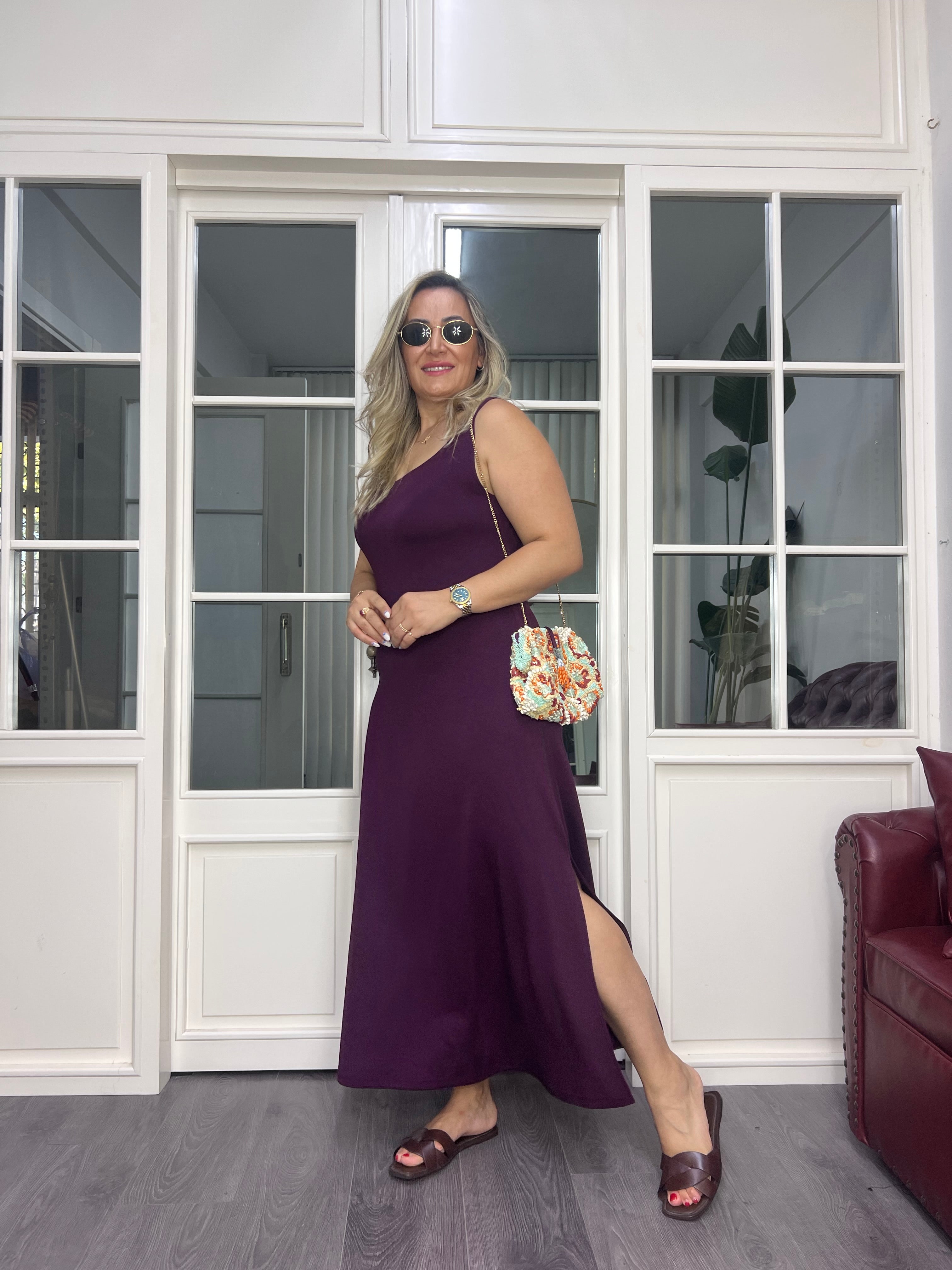 A02618 bordo askılı likralı yırtmaçlı elbise